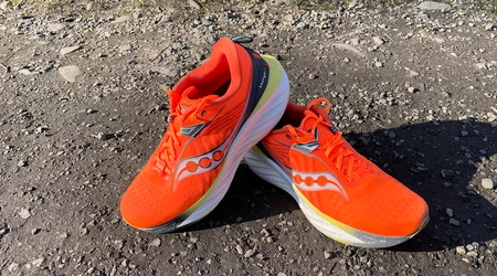 RECENZJA: Saucony Triumph 22 - zrównoważona amortyzacja na długie kilometry