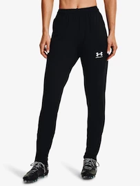 Spodnie damskie Under Armour Challenger Training Pant-BLK